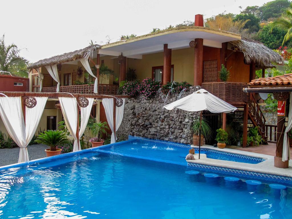 زيهواتانيجو Hotel Villas Las Azucenas المظهر الخارجي الصورة